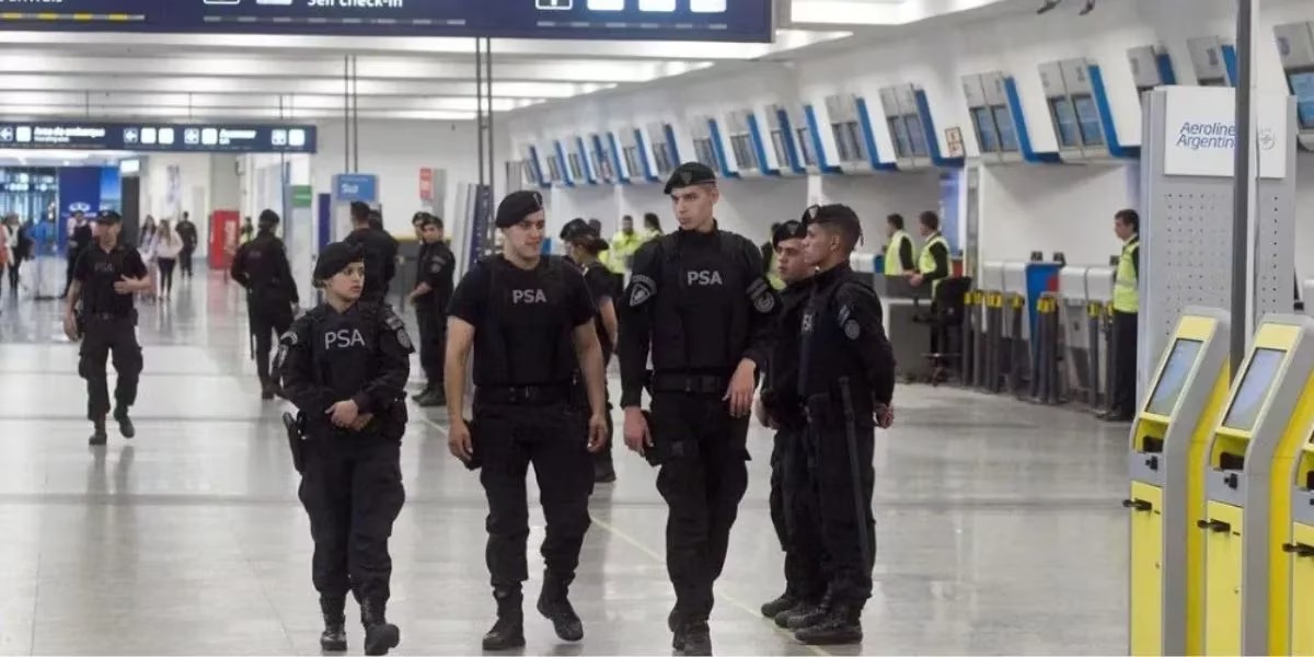 Pasajeros fueron evacuados de Aeroparque por una amenaza de bomba