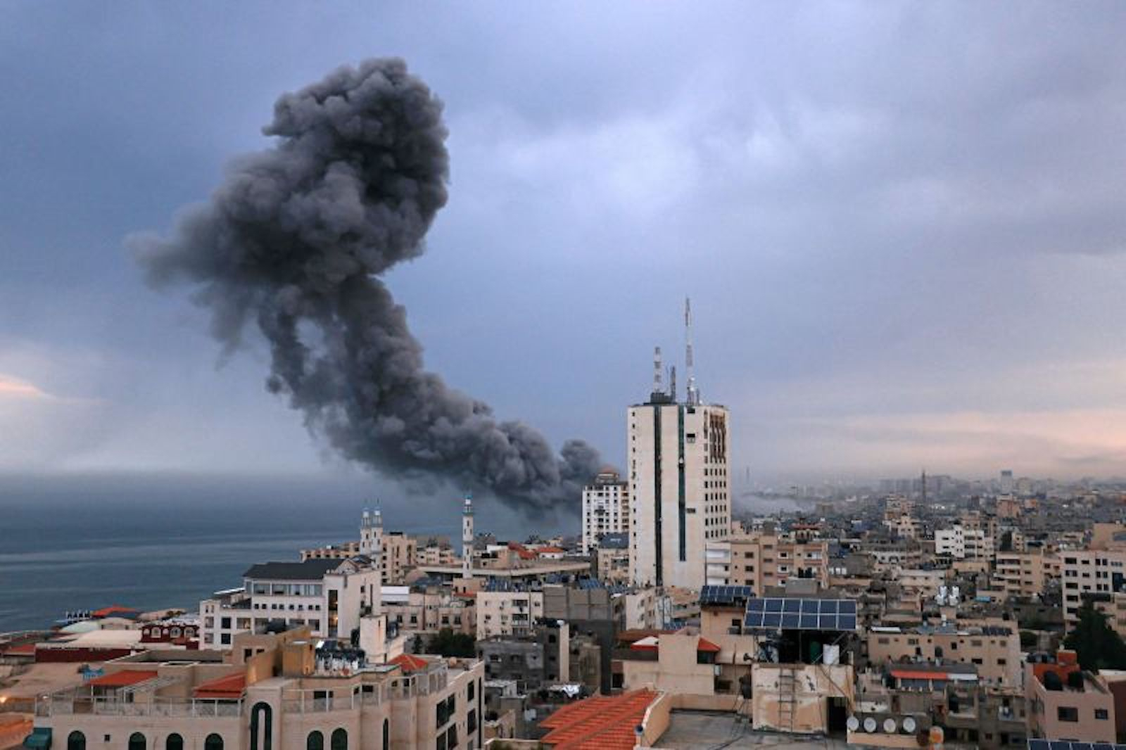 Más de 800 muertos en Israel y casi 700 en Gaza por el ataque de Hamas y la respuesta israelí
