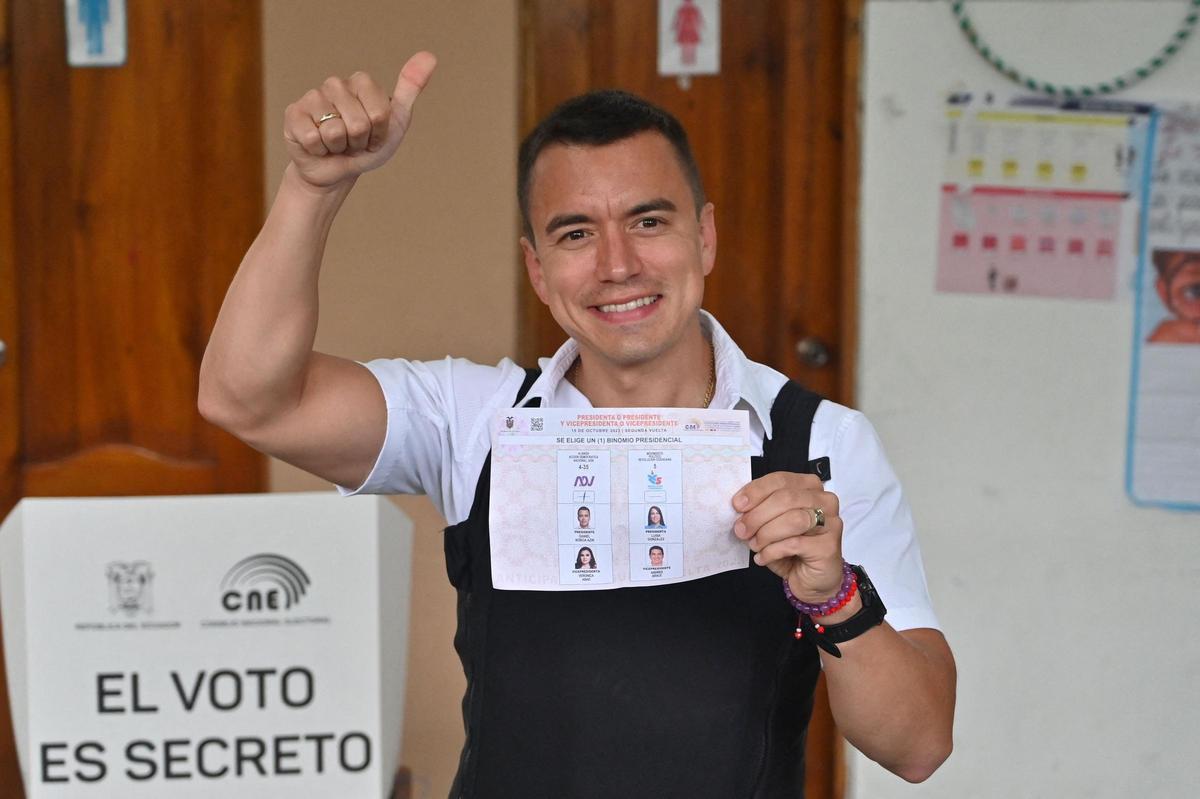 Alberto Fernández felicitó a Ecuador por sus elecciones y deseó “lo mejor” para el presidente electo Daniel Noboa