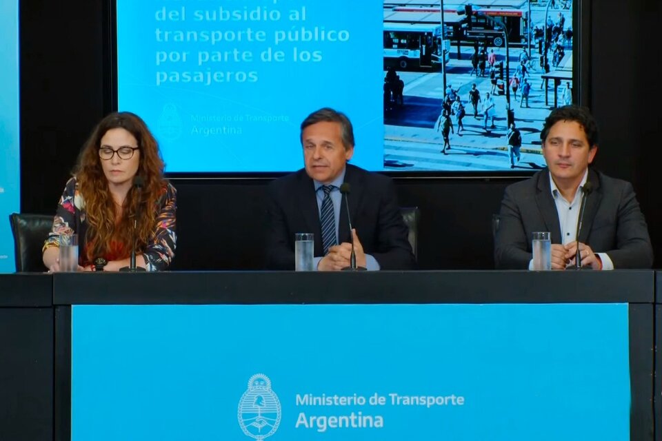 Giuliano anunció que los pasajeros podrán renunciar a subsidios en tarifas de transporte
