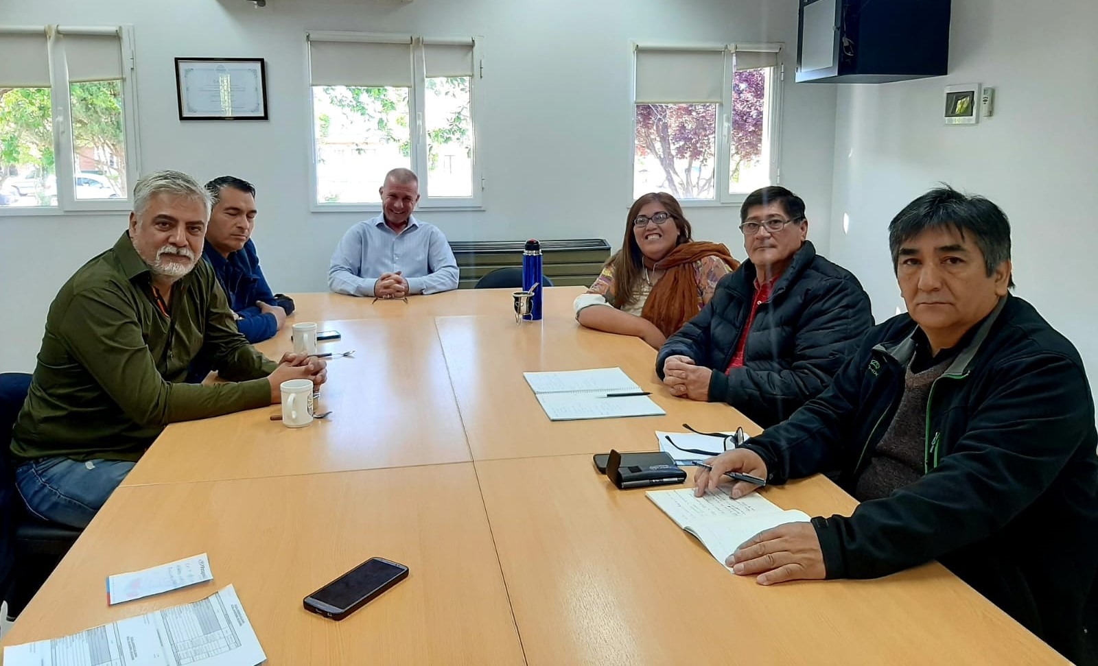 Gaiman firmó un nuevo acuerdo con los municipales y cerró la paritaria 2023 con un 104% de aumento salarial