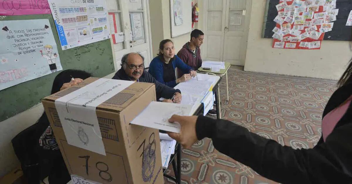 La Cámara Nacional Electoral aclaró que son válidas para votar las boletas de la primera vuelta