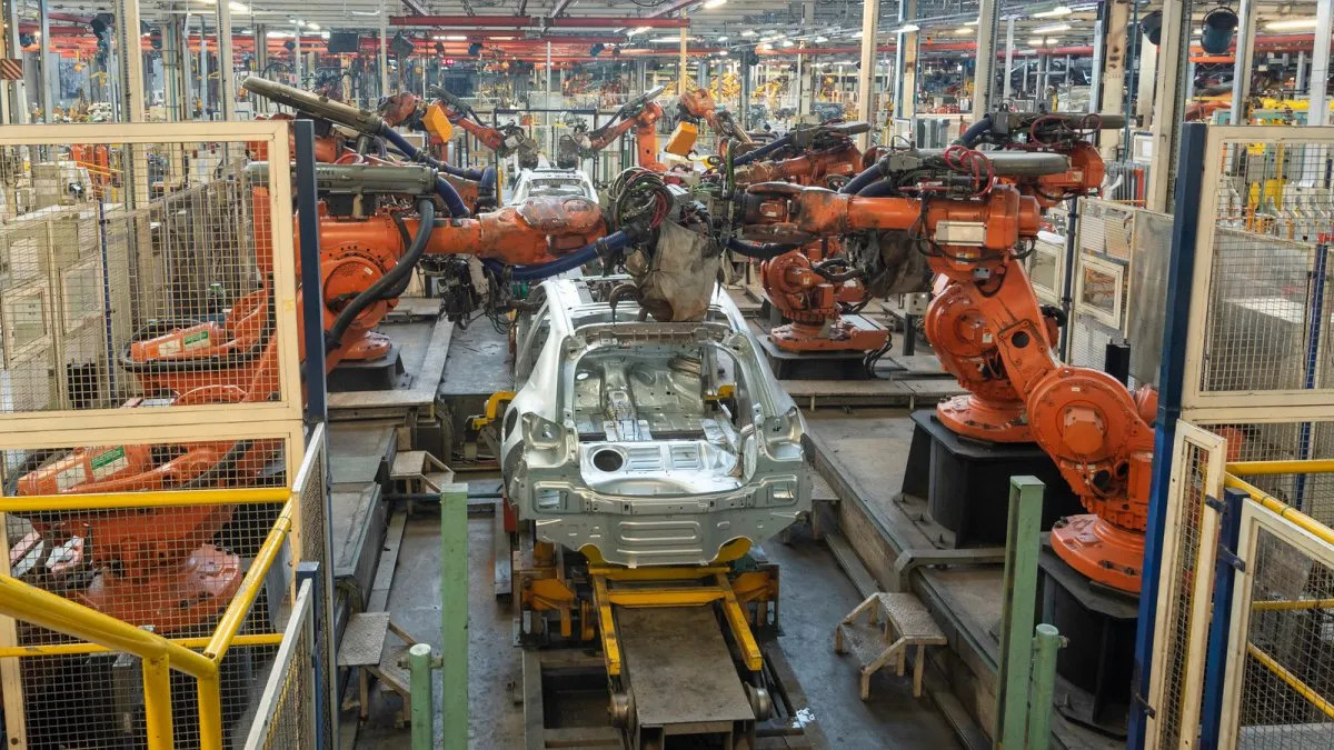 La actividad industrial bajó en septiembre 3,6% interanual, mientras que frente a agostó subió 0,2%