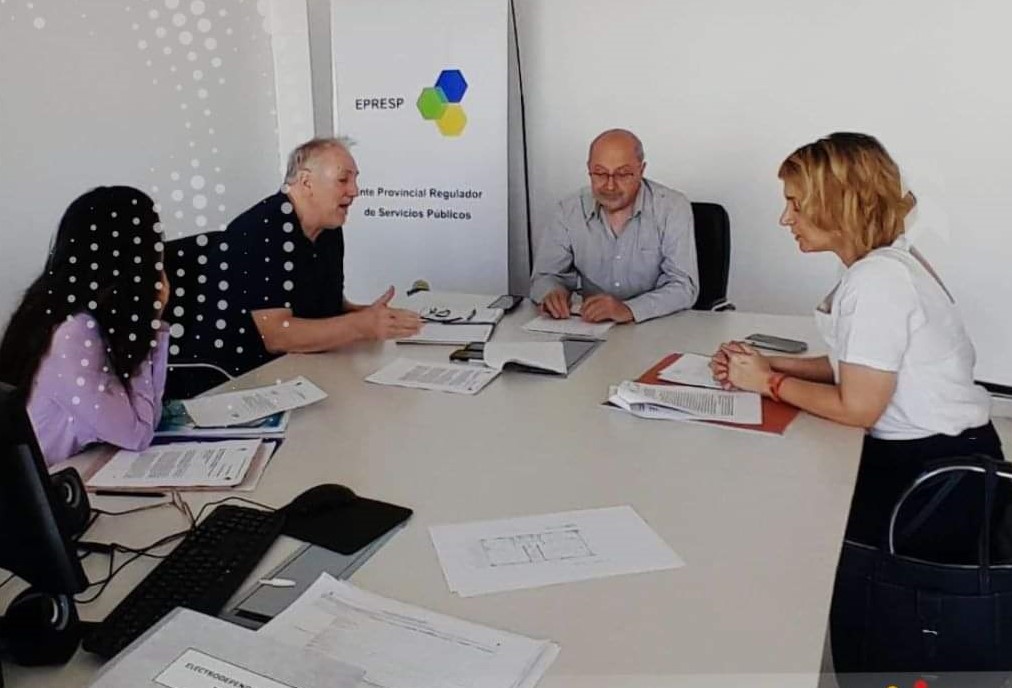 Chubut: Por el aumento de las tarifas y una ola de reclamos de usuarios, la Defensoría del Pueblo se reunió con el ENRE