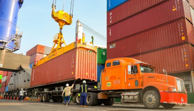 Incrementan 31% el tipo de cambio diferencial para todas las exportaciones