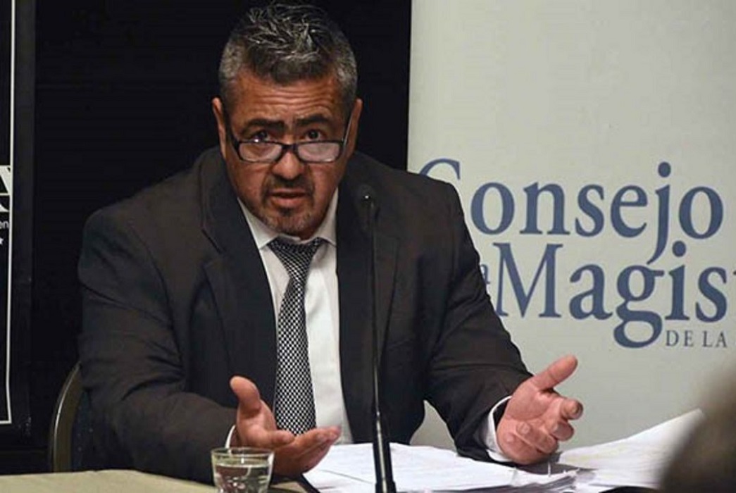 Iturrioz pedirá licencia esta semana como fiscal y advirtió que si Miquelarena no la acepta, presentará la renuncia para asumir como ministro de Seguridad