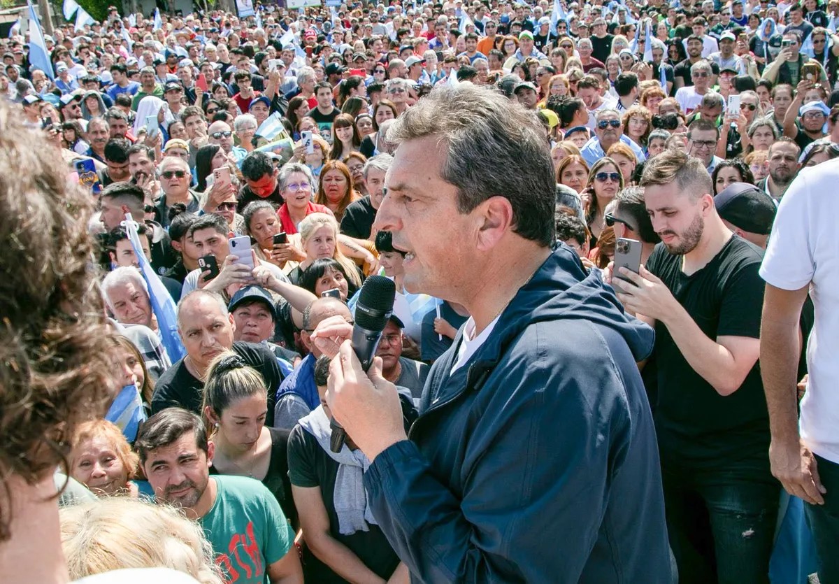 Massa, en San Fernando: “Un país no se construye vendiendo los órganos, sino con corazón”