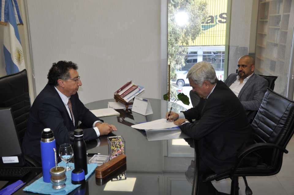 Espejo Chubut: La Procuración General puso a disposición del Juzgado Federal 2 de Rawson un  programa informático que facilita y acelera las investigaciones