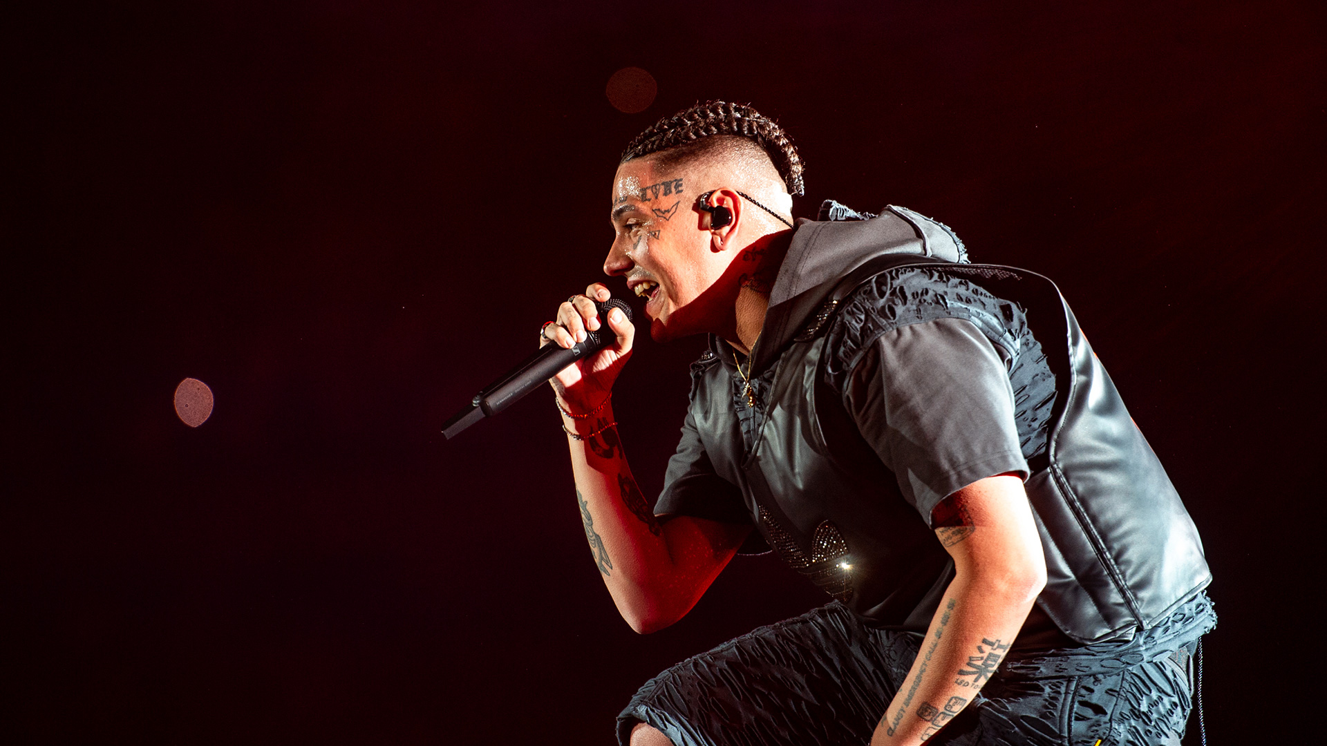 Duki se consagró como el artista más joven en tocar en el estadio de River