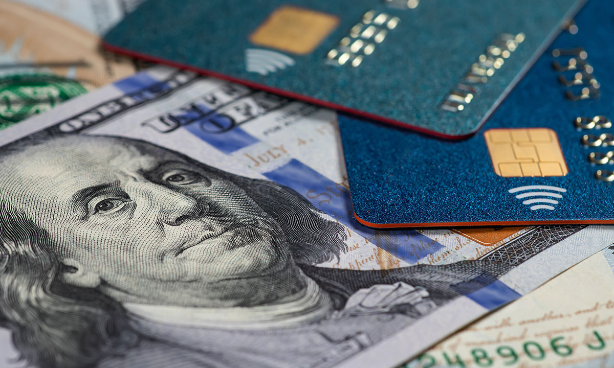 Devaluación: Desde este miércoles el dólar tarjeta cotiza a 1280 pesos