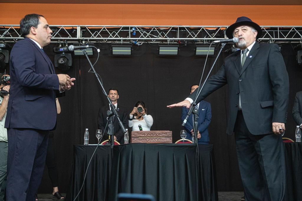 Othar Macharashvili es el nuevo intendente de Comodoro Rivadavia