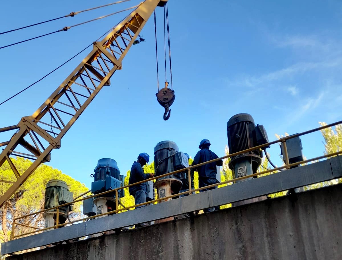Puerto Madryn: Corte urgente de agua en toda la ciudad por un desperfecto en una de las bombas que captan agua del Río Chubut