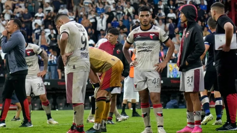 El Tribunal de Disciplina de AFA desestimó el recurso de Colón para evitar su descenso