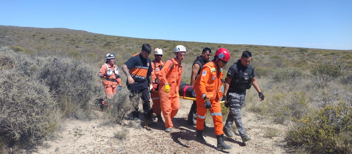 Madryn: Realizaron un simulacro de emergencia de una víctima lesionada en zonas agrestes