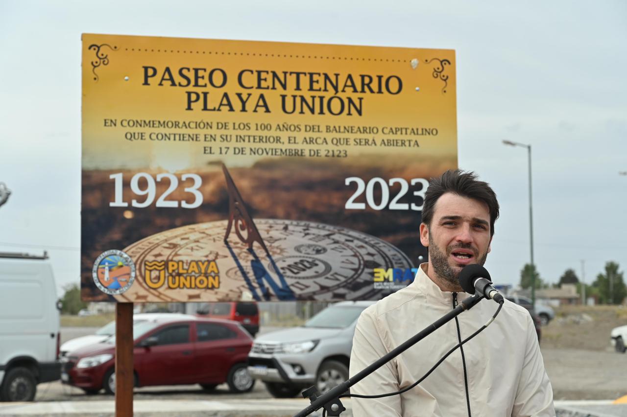 Torres y Biss inauguraron la “Temporada Centenario de Verano” en Playa Unión y coincidieron que “más turismo, es más trabajo para todos los chubutenses”