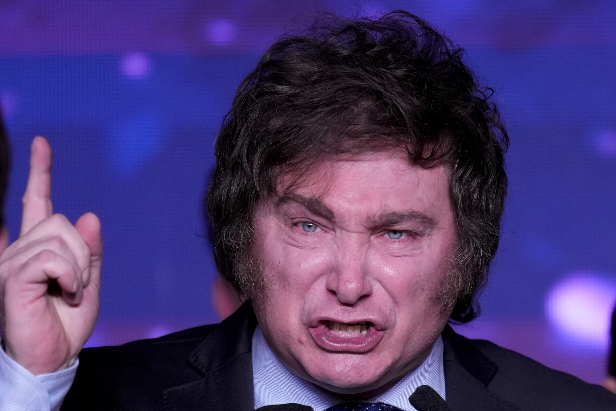 Javier Milei celebró en Twitter sus amenazas a los gobernadores