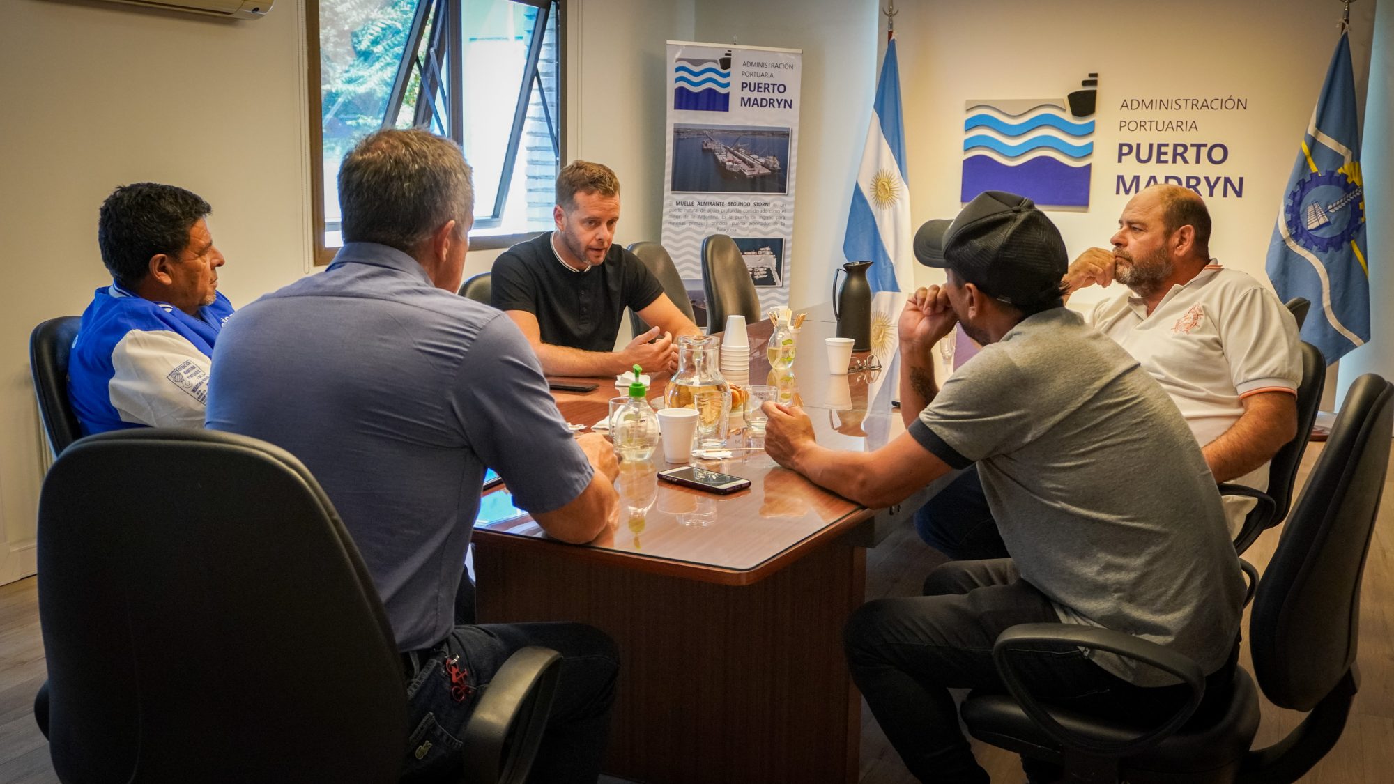 Madryn: A pesar del paro de la CGT del 24, el Gobierno de Torres busca garantizar la operatividad del puerto para no agravar la situación del sector turístico