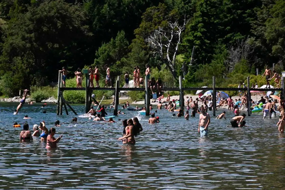Temperatura récord: Bariloche registró el día más caluroso en más de seis décadas