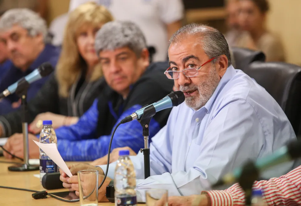 La CGT denunció reuniones fuera del Congreso por la Ley Ómnibus