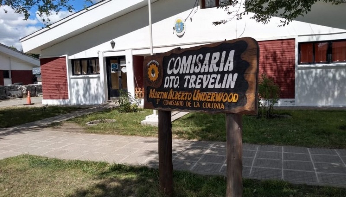 Trevelin: Asesinaron a una mujer en la puerta de su casa y por los primeros datos de la investigación se trataría de un femicidio