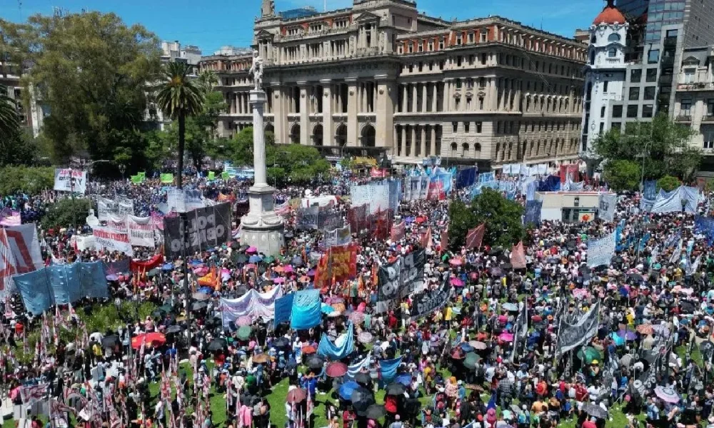 Multa de 160 millones de pesos contra sindicato que adhirió al paro de la CGT