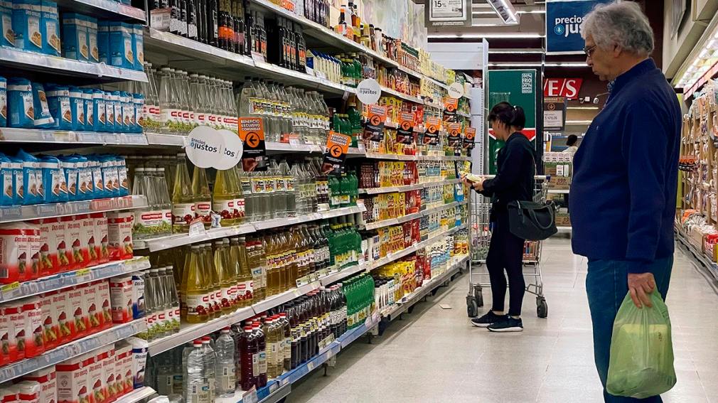 El INDEC publicará este martes el consumo en supermercados, mayoristas, shoppings y comercios