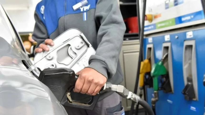 Vuelve a subir la nafta: YPF aumentó sus combustibles un 6,5 por ciento