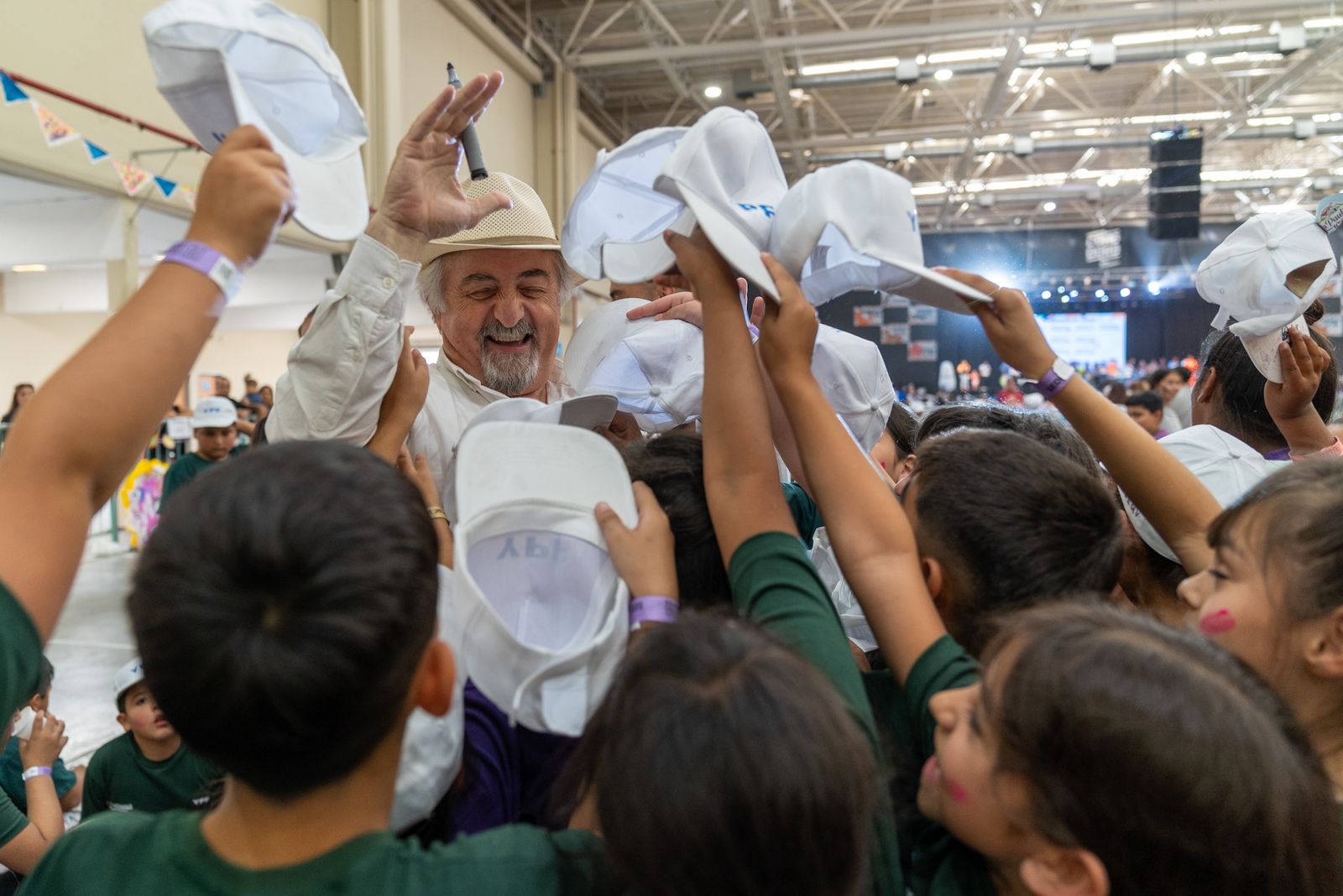 Macharashvili: “Vamos a seguir trabajando para que las Colonias sean cada vez mejores”