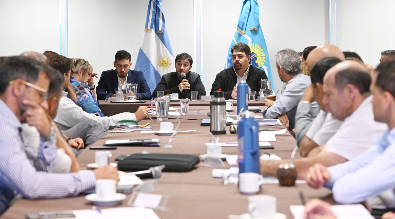 “La prioridad de hoy es gestionar para darle soluciones a la gente” aseguró Torres, tras una nueva reunión de gabinete