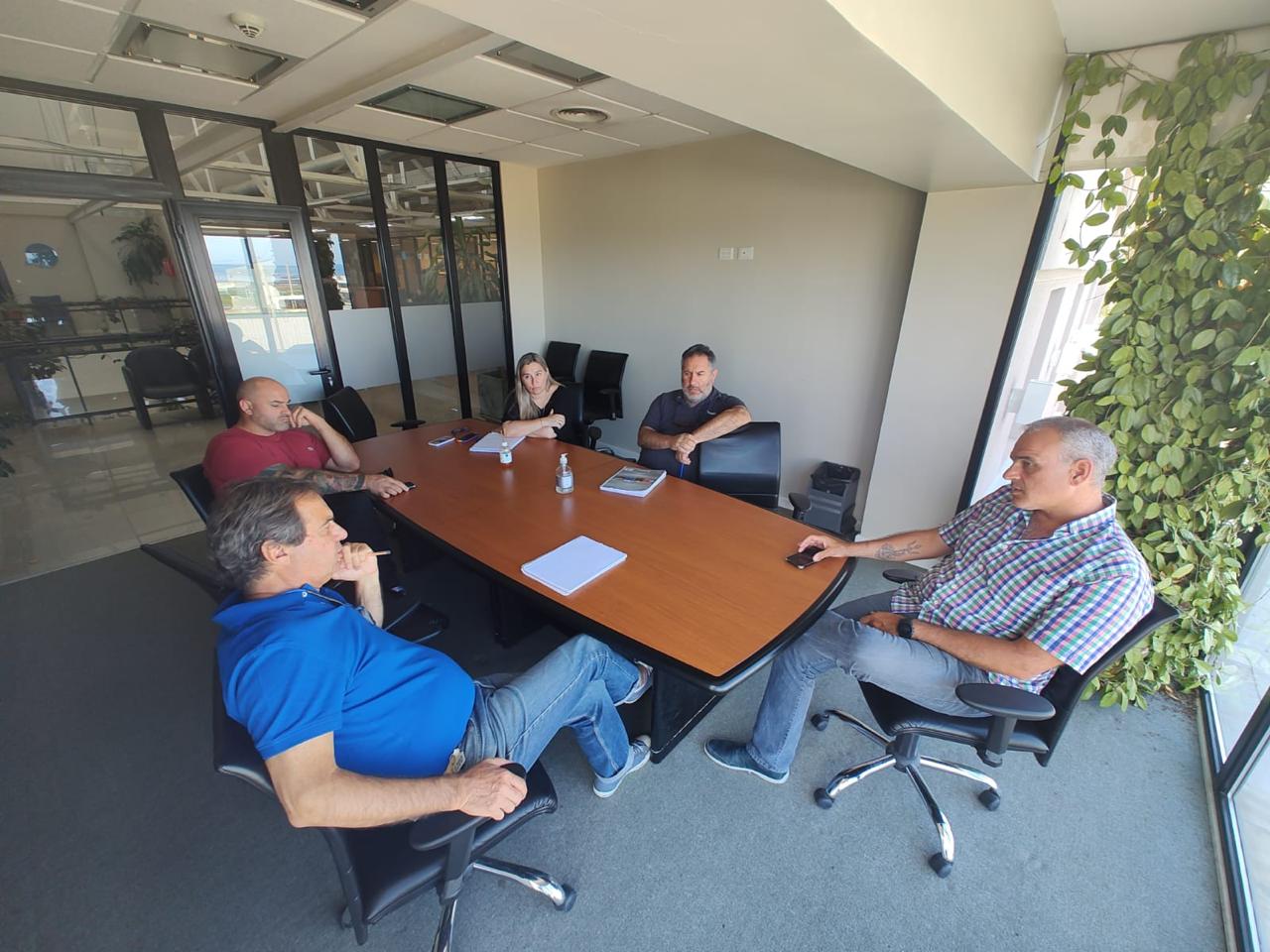 Provincia trabaja con SENASA en la gestión ambiental de pesqueras y frigoríficos