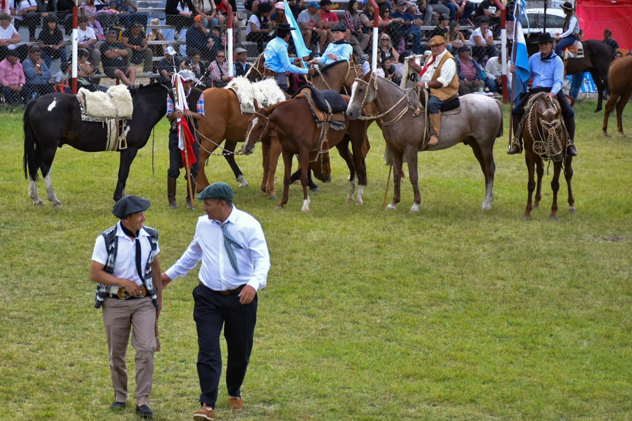 Sarmiento tuvo ocupación plena el fin de semana largo y Balochi destacó la gran concurrencia a la Fiesta de Doma y Folklore