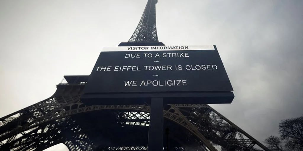 Por segundo día consecutivo cerró la Torre Eiffel debido a una huelga sindical