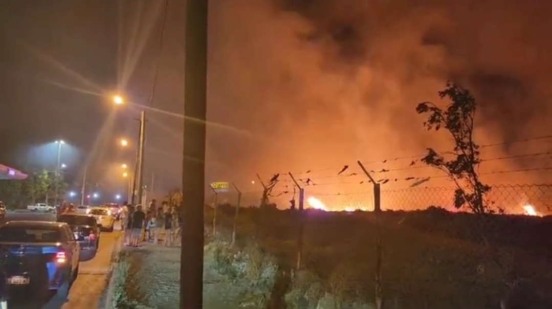 El incendio en el predio de la Ciudad Judicial de Comodoro no afectó las instalaciones