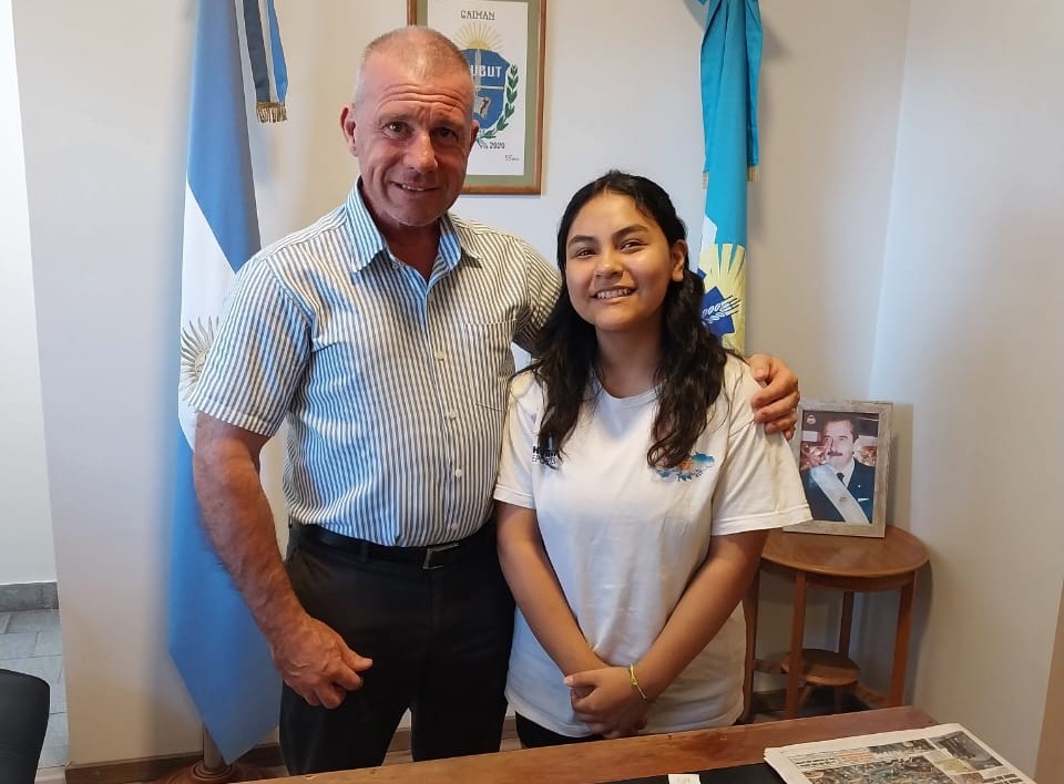 Darío James recibió a la destacada deportista Zoe Franco que compite en torneos locales y nacionales en la disciplina Tiro Olímpico