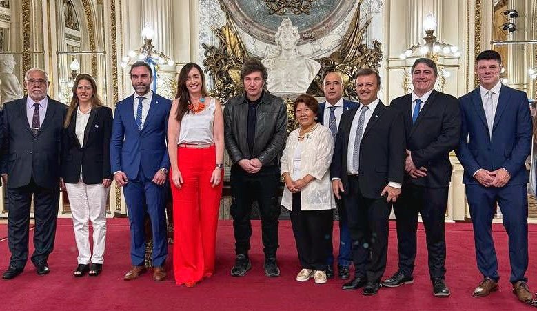 Milei se reunió con Villarruel y senadores de La Libertad Avanza para analizar la ley “Bases”