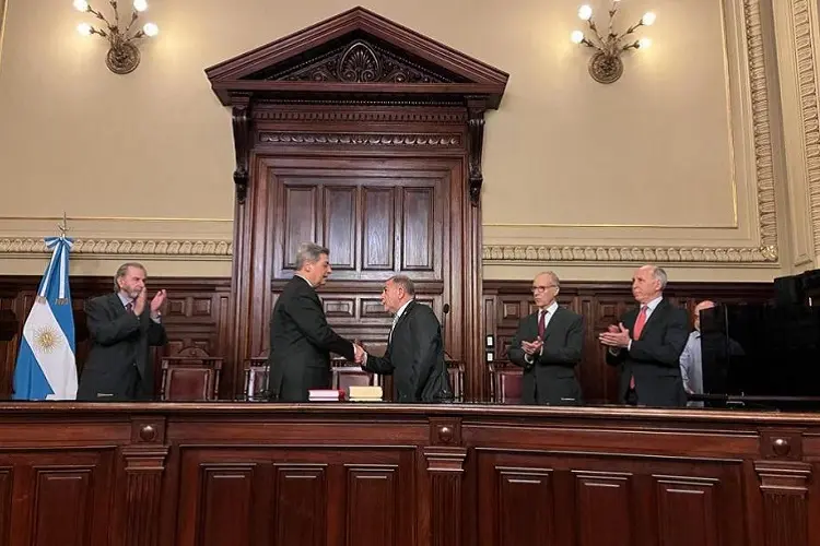 Declararon inconstitucional a la norma que establece que jueces y fiscales deben renunciar para poder jubilarse