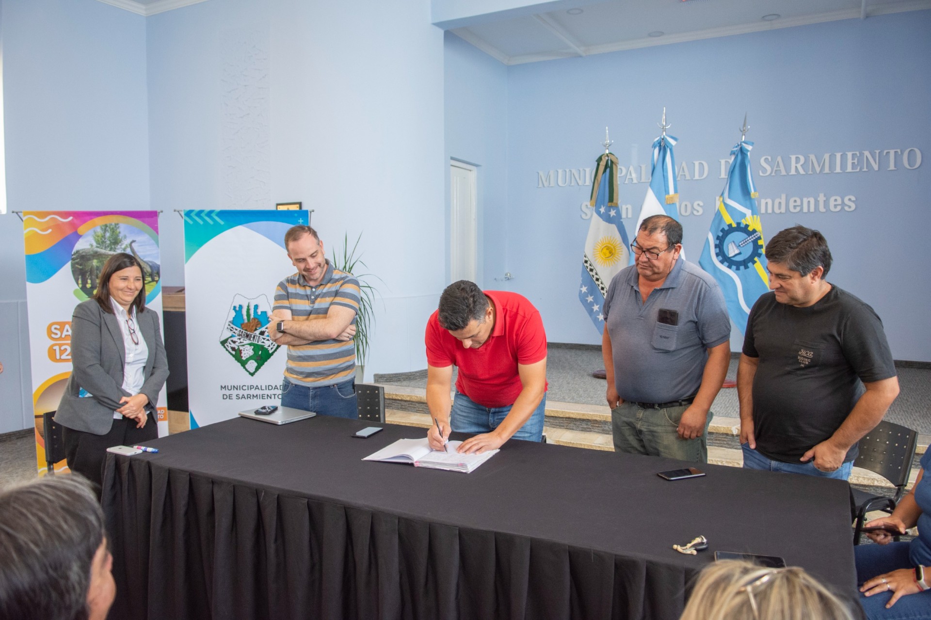 Balochi acordó con un aumento salarial de $ 45.000 para los empleados municipales de Sarmiento