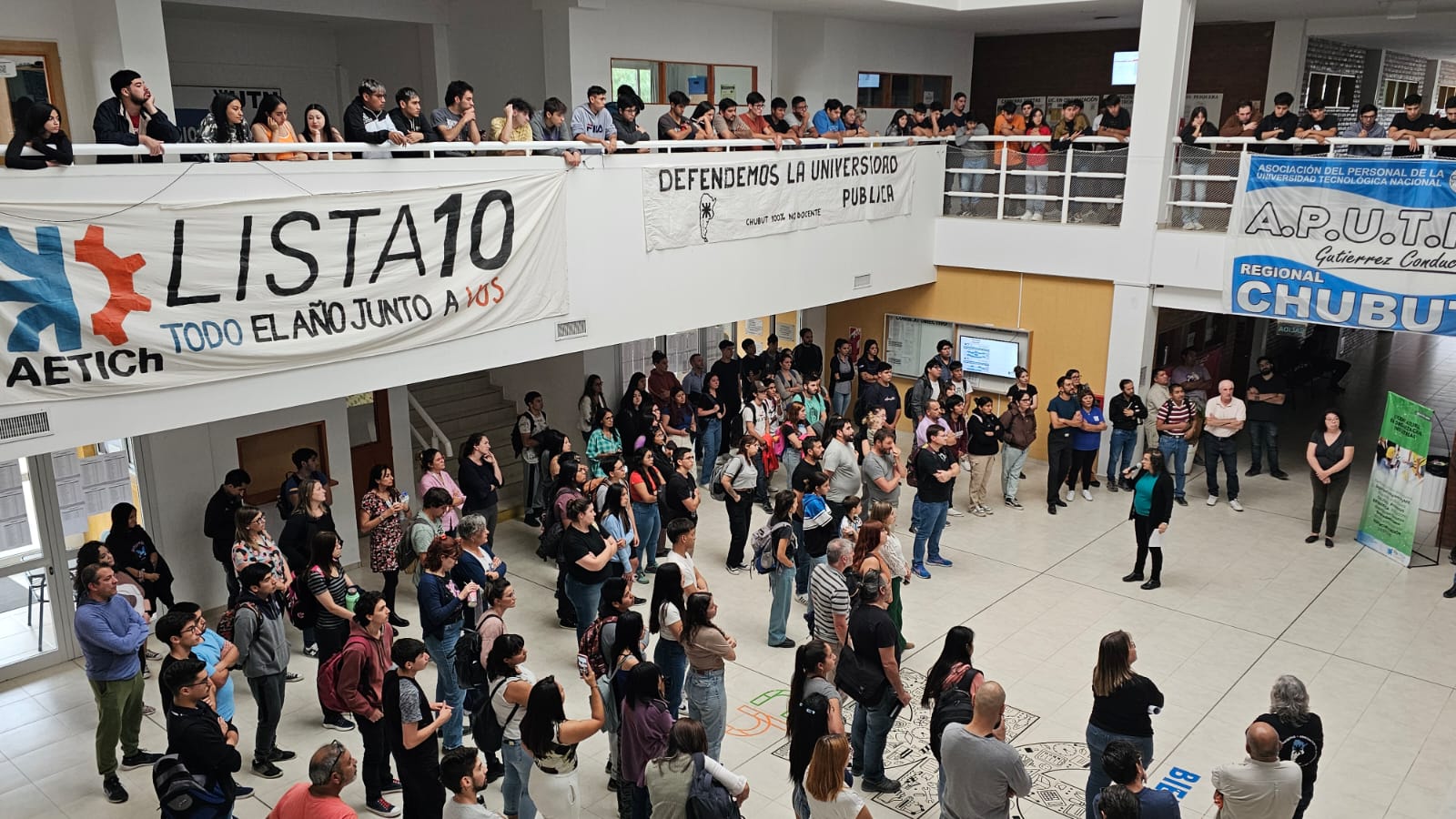 La comunidad universitaria de UTN Chubut se declara en asamblea permanente