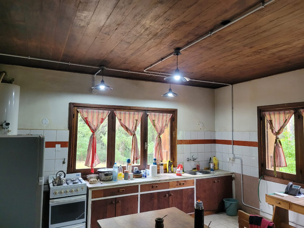 Avanzan en la implementación de energías limpias en comunidades aisladas de la cordillera chubutense