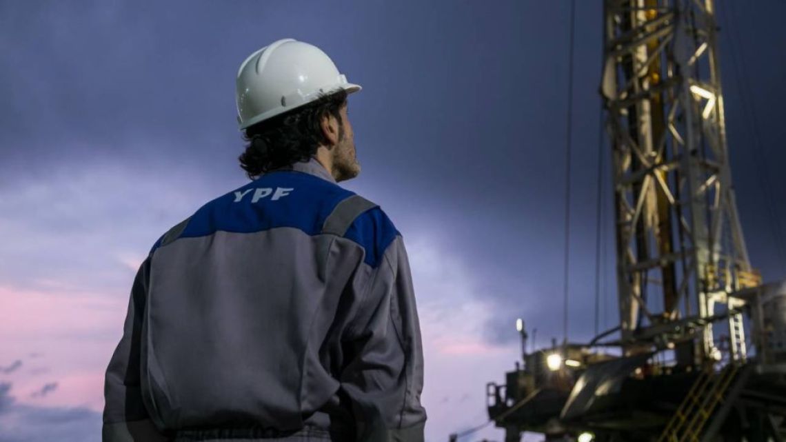 YPF anunció que el 1 de abril arma las valijas de Chubut y Santa Cruz y dejará de operar en la Cuenca del Golfo San Jorge