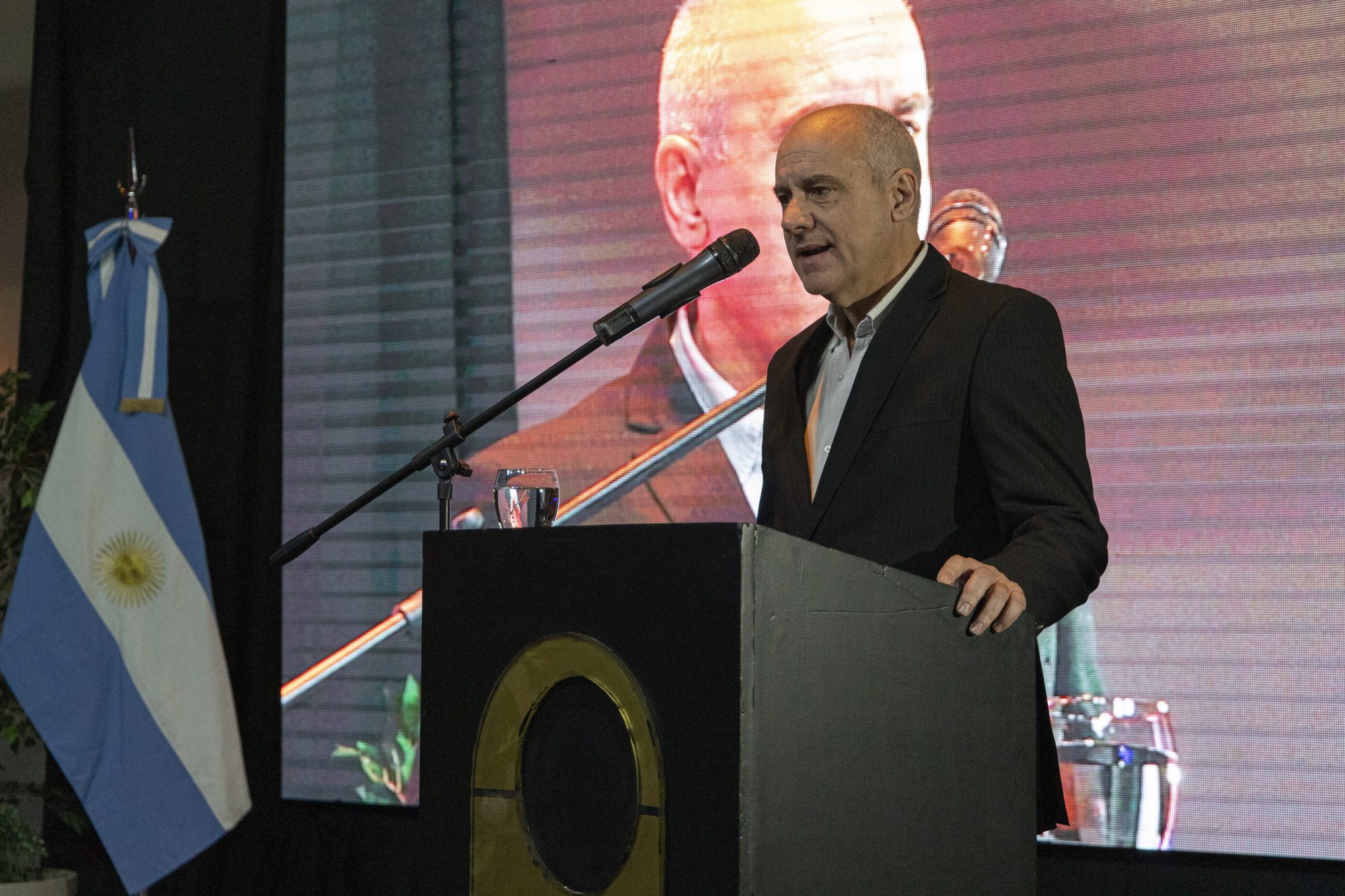 “Tenemos mucho más que poner que nuestro mar, nuestros vientos, petróleo y recursos naturales”