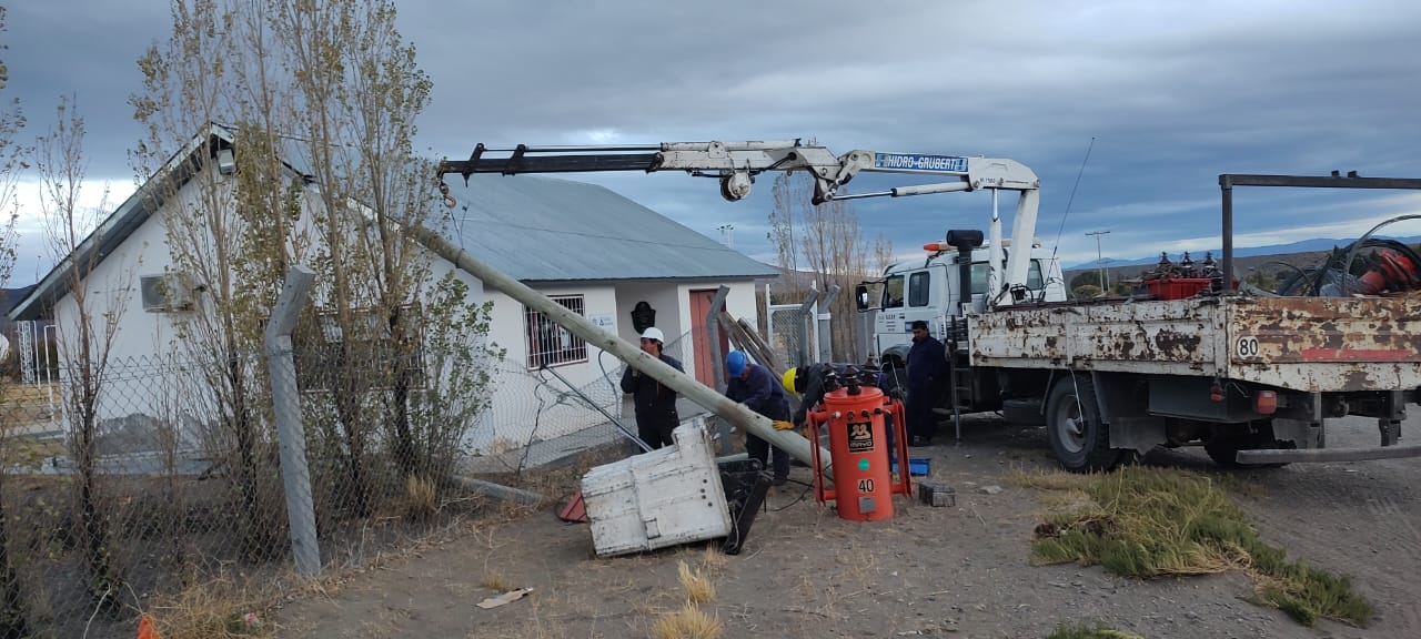Provincia trabaja para restablecer el servicio eléctrico en Gualjaina y Gastre