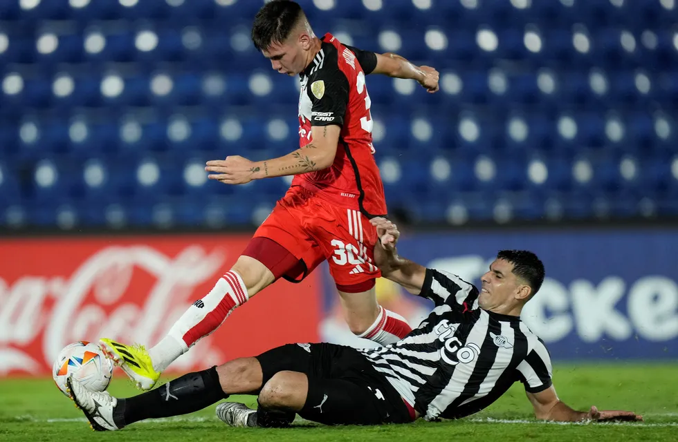 Copa Libertadores: River le ganó 2-1 a Libertad en Paraguay y lidera su grupo