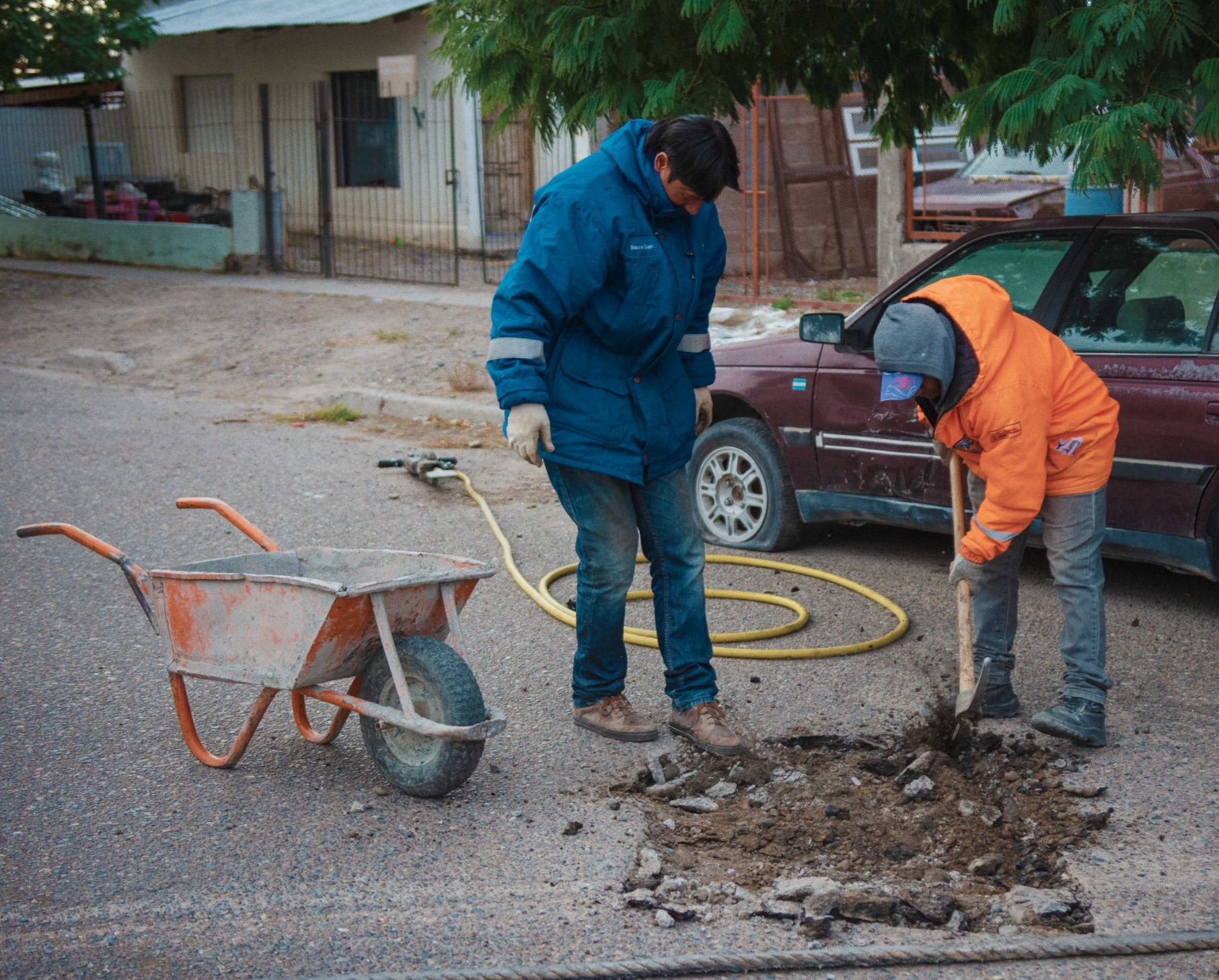 Rawson: Obras Públicas Municipal avanza con la reparación de calles 
