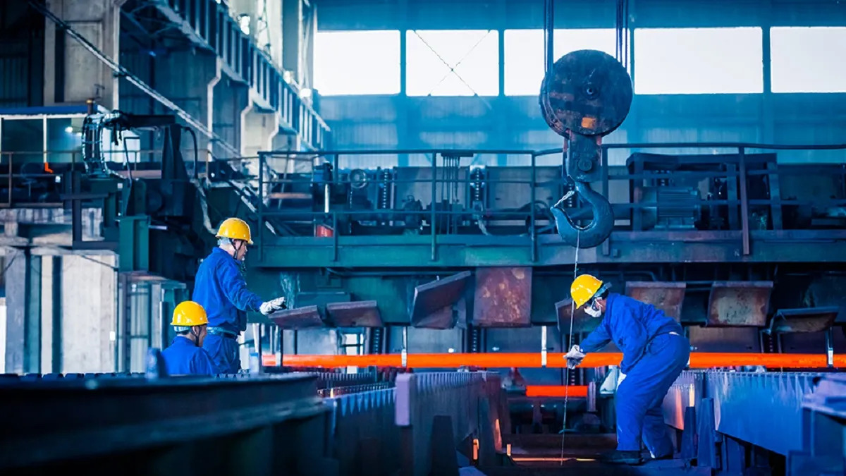 La producción industrial cayó 11,1% durante el primer bimestre del año