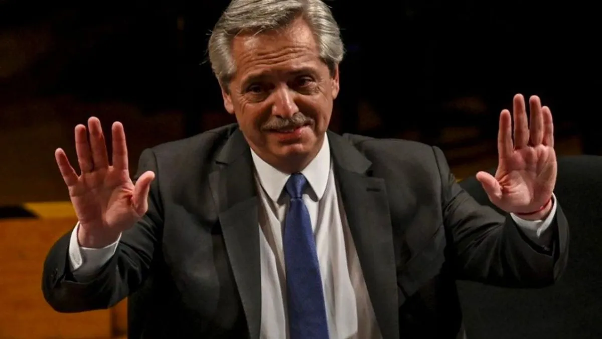 La justicia dictó la inhibición de bienes a Alberto Fernández en la Causa Seguros