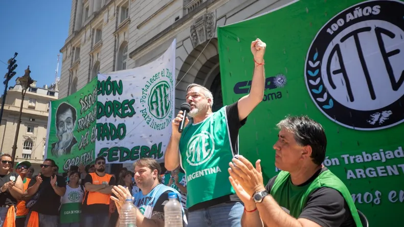 ATE apuntó contra los dichos de Javier Milei: “Es mentira que los salarios le estén ganando a la inflación”