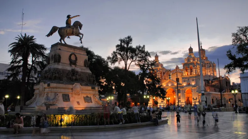 Córdoba sufrió el jueves por la noche un fuerte sismo