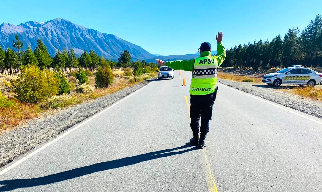 Fin de semana extra largo en Chubut: Controlaron a más de 15.000 vehículos y hubo 101 conductores alcoholizados