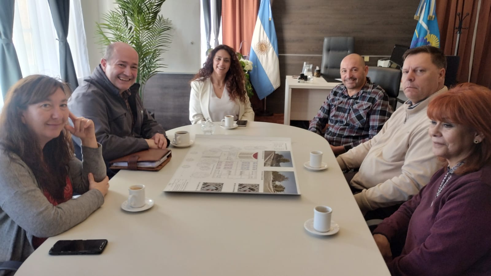 Loyola: “Estamos proyectando un Camarones productivo basado en dos pilares de desarrollo que son la pesca y el turismo”